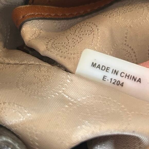 Vintage MICHAEL Michael Kors Brown Signature Leather Jet Set Chain Hobo Bag - Picture 15 of 16